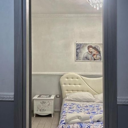Sweet Home Ai Tribunali -1 Piano Naples Exterior photo